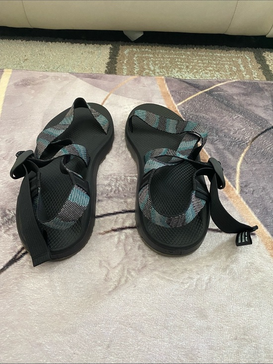 New with box Chaco Zcloud Weave Black sandals men’s size 13